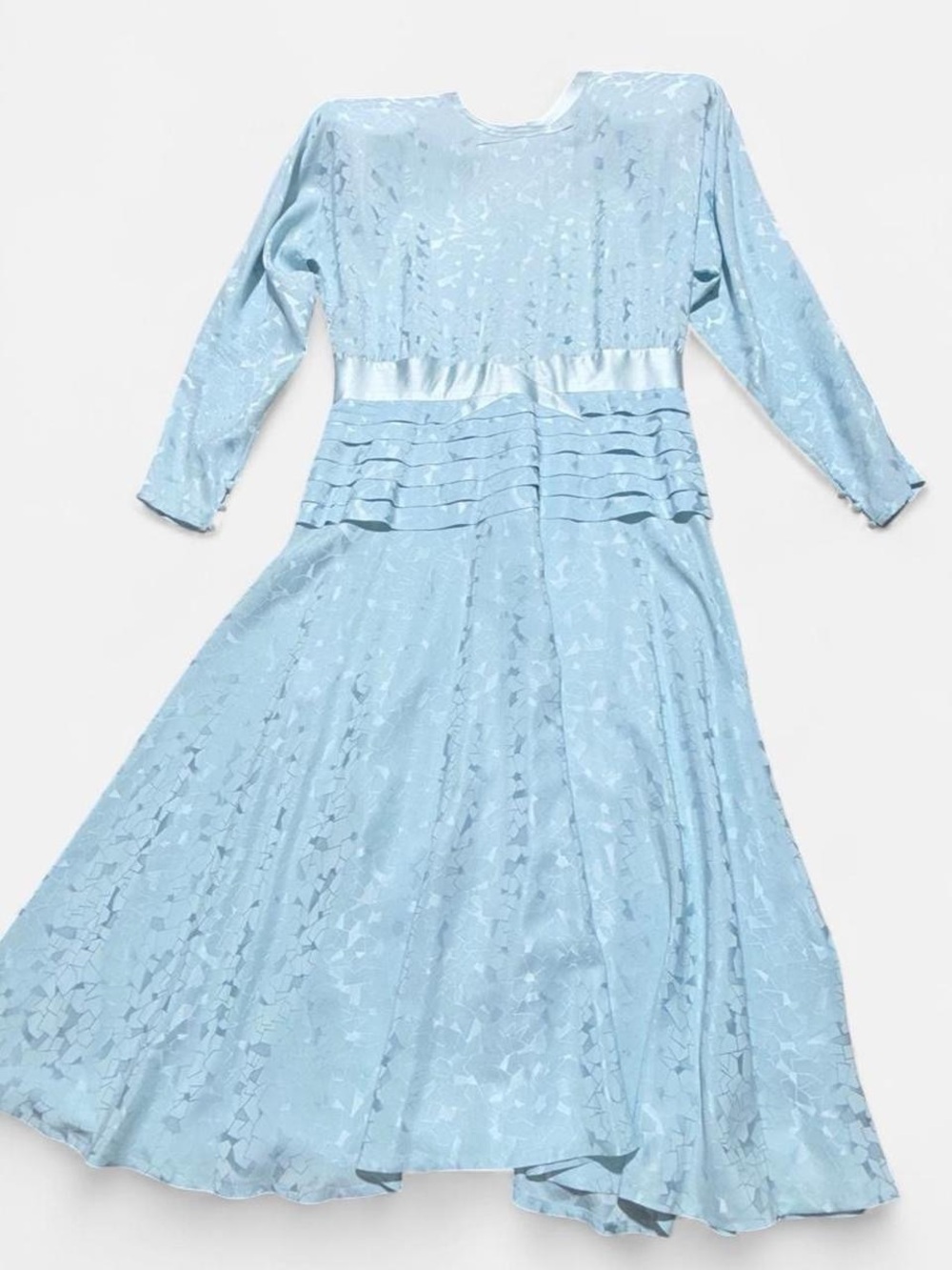 Vintage Francesca of Damon Light Blue Long Sleeve Pleated 100% silk